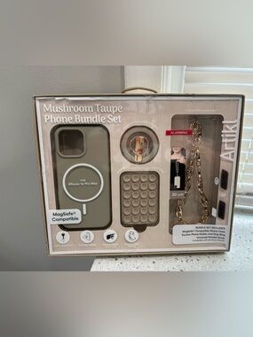 NWT Artikl Mushroom Taupe Phone Bundle Set - MagSafe Compatible